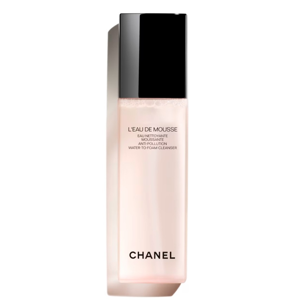 CHANEL L’EAU DE MOUSSE
Anti-Pollution Water-to-Foam Cleanser